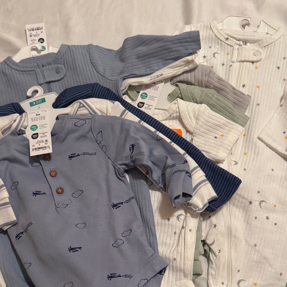 10 pieces - 3Month Baby Boy Brand New With Tag Onesie Bundle